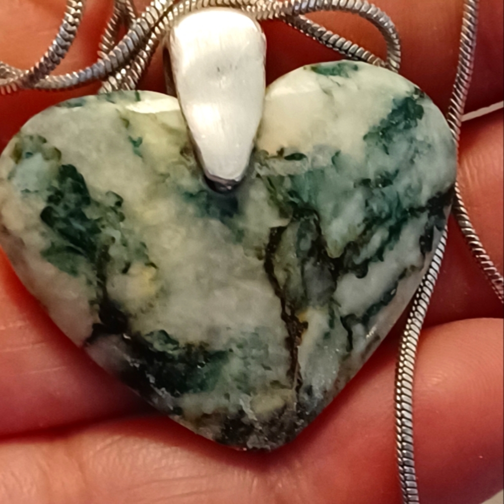 100%Natural Green Mariposite Heart Necklace And 925 Chain